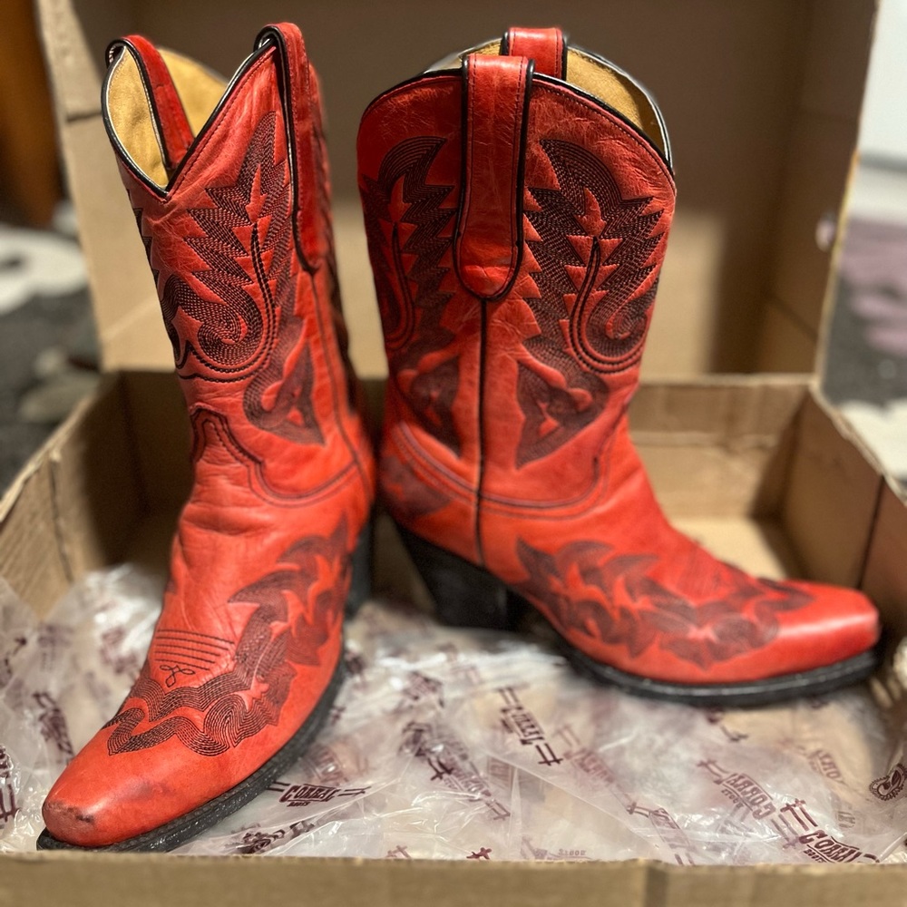 Red Leather Corral Cowboy Boots Size 8